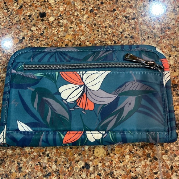 EUC LUG WALLET - Picture 2 of 6